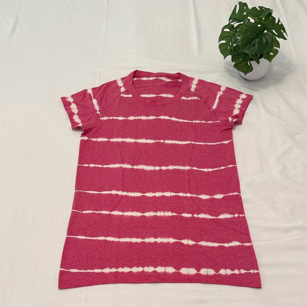 Lululemon Swiftly Tech Short Sleeve Shirt